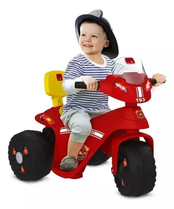 (Novo) Carrinho Elétrico Infantil Bombeiro Eletrica 6v Vermelha Bandeirante - Foto 2
