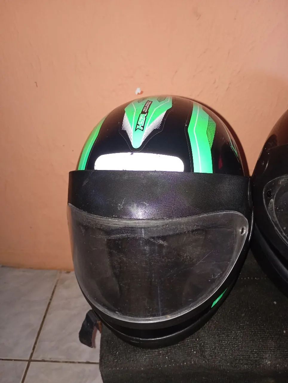 Capacete ebf e 788 novo ainda  - Foto 3