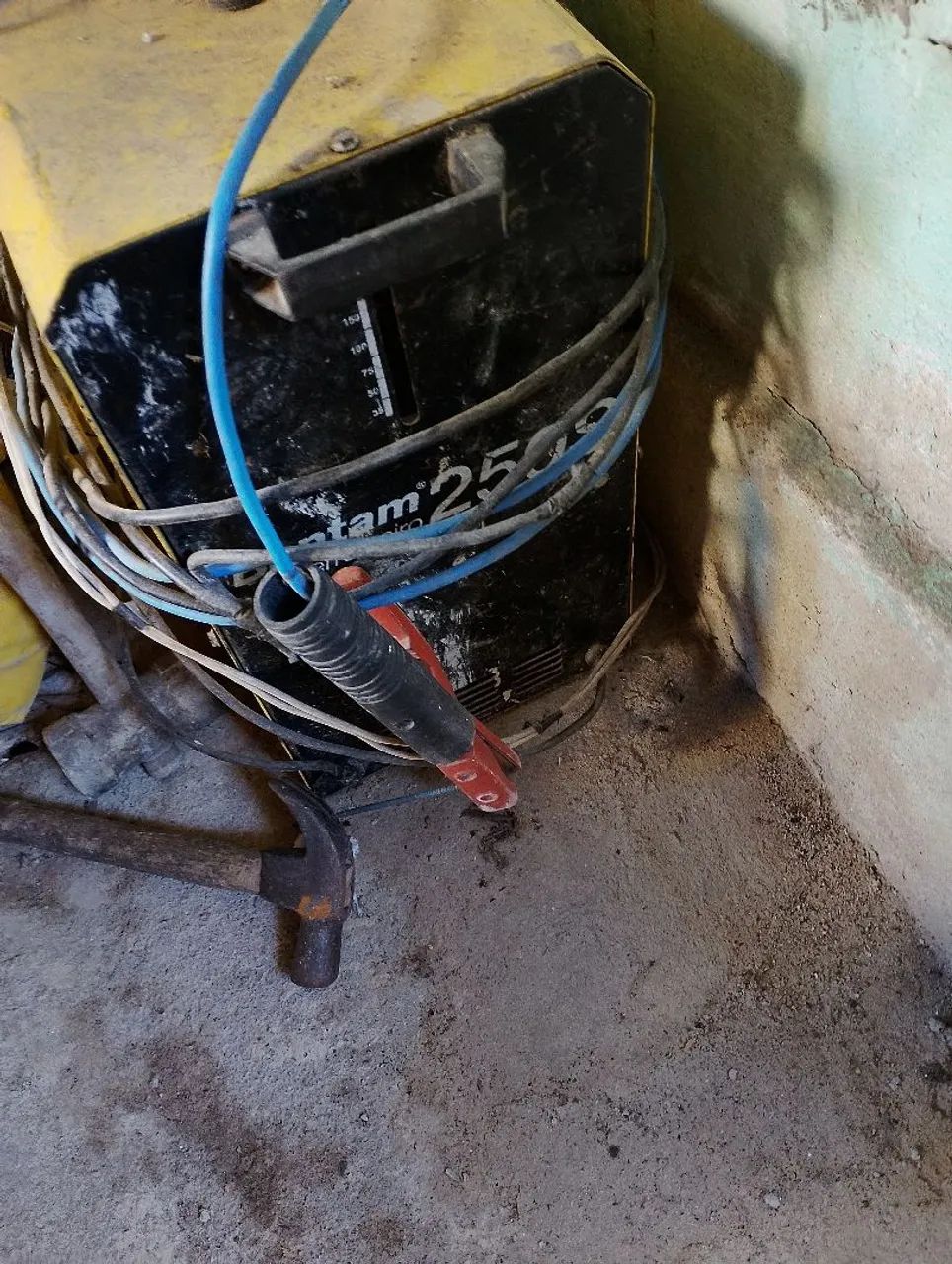 Máquina de solda bivolt pra sair hoje 