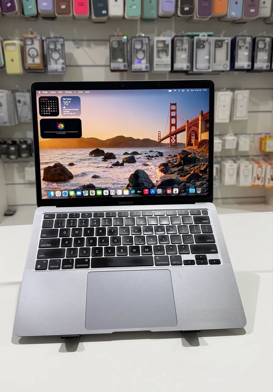 MacBook m1 2020 8/256GB - Notebooks - Jardim Camburi, Vitória