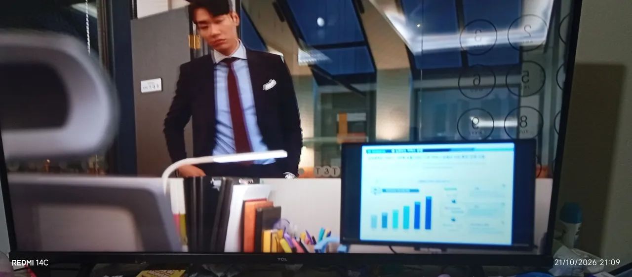 VENDO SMART TV TCL 43 POLEGADAS  - Foto 4