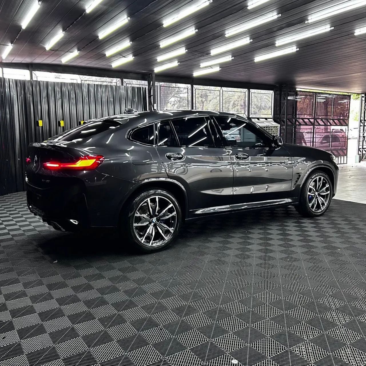 BMW X4 2023