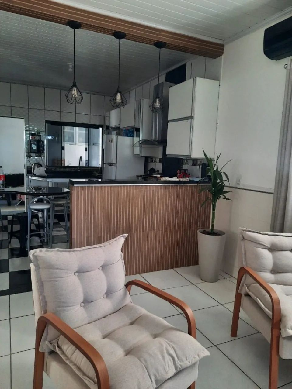 Vendo ou troco - Linda Casa no centro da Cidade Ocidental/GO