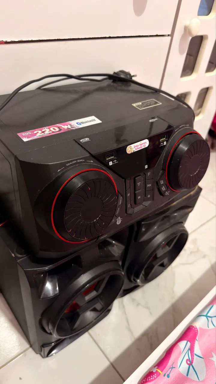 Mini System LG Xboom 220W RMS - Bluetooth / 2 USB / CD