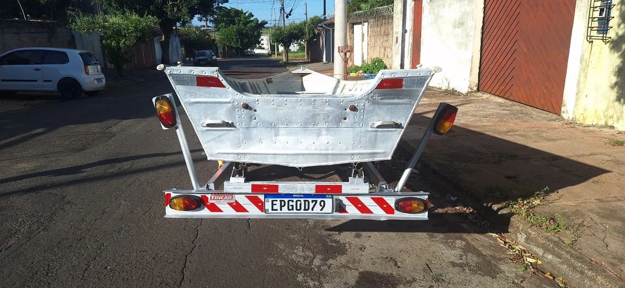 Barco Flay 600 Pantanaltica, com motor e carreta - Foto 5