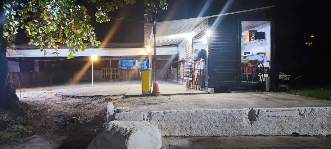 Baú 7 metros (lanchonete ) com tudo dentro  - Foto 5