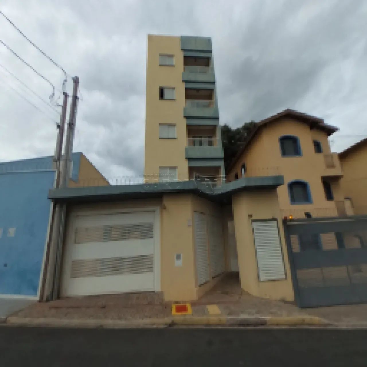 Escola de Atenas.