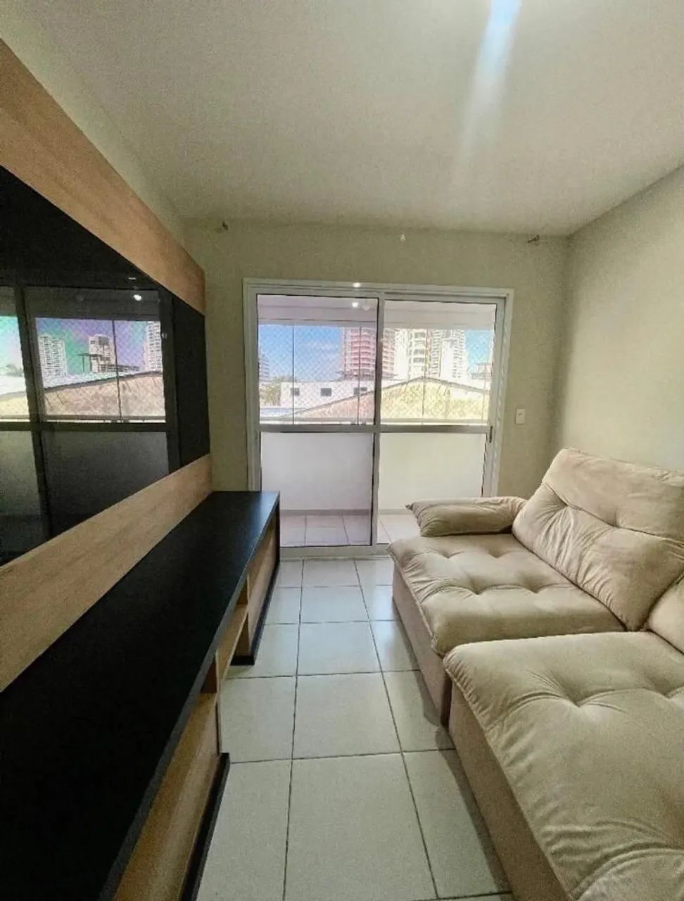 Vendo apto próximo ao Shopping "Oportunidade"