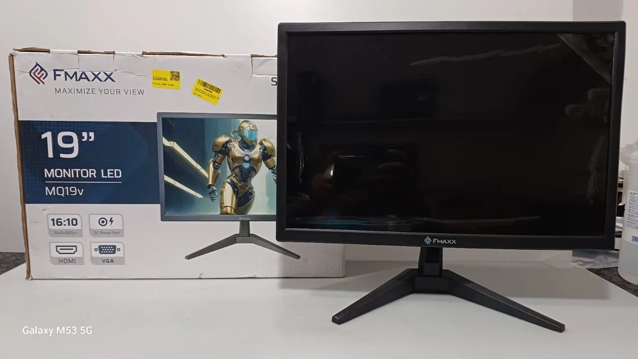 VENDO , MONITORES NOVOS NA CAIXA ! 17" 19" 21'5" E 23'8" POLEGADAS VALOR DE $ 130 A $ 200