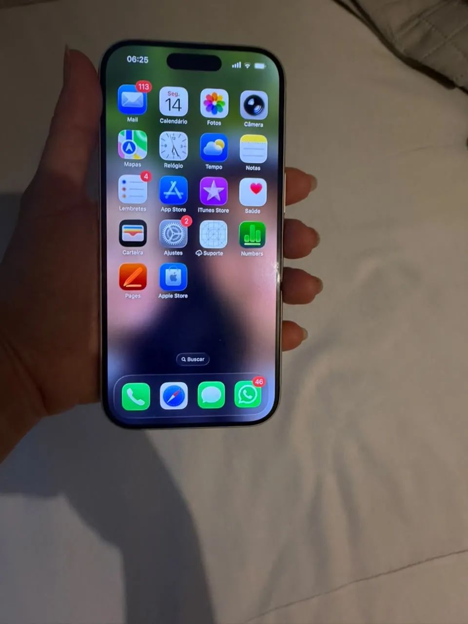 Vendo iPhone 17Pro. 256Gb com cabo original 