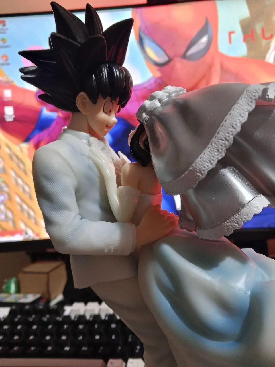 Action figure casamento Goku e Chichi - Foto 4