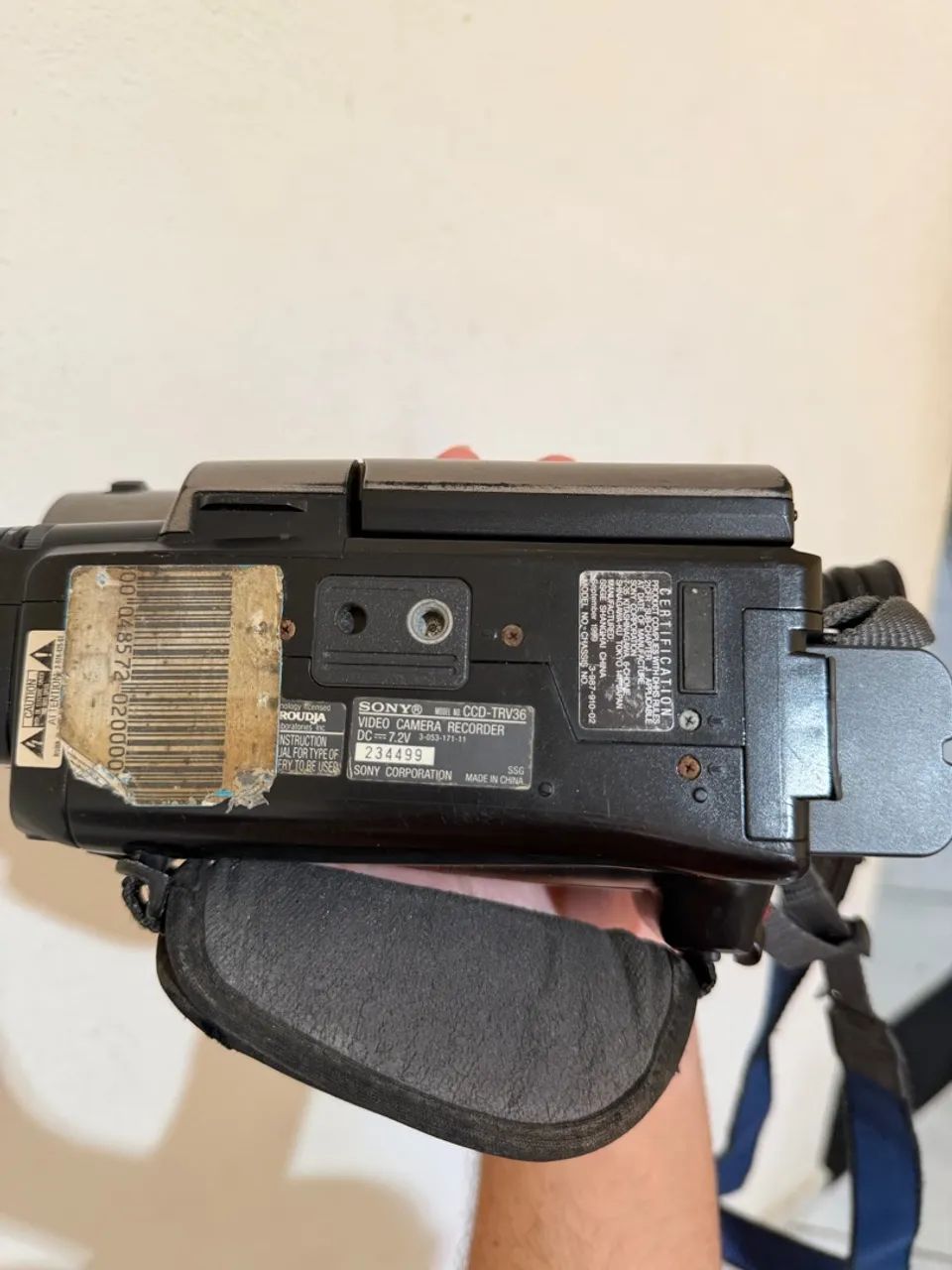 Filmadora Sony CCD-TRV36 - Câmeras e Filmadoras - Aparecida