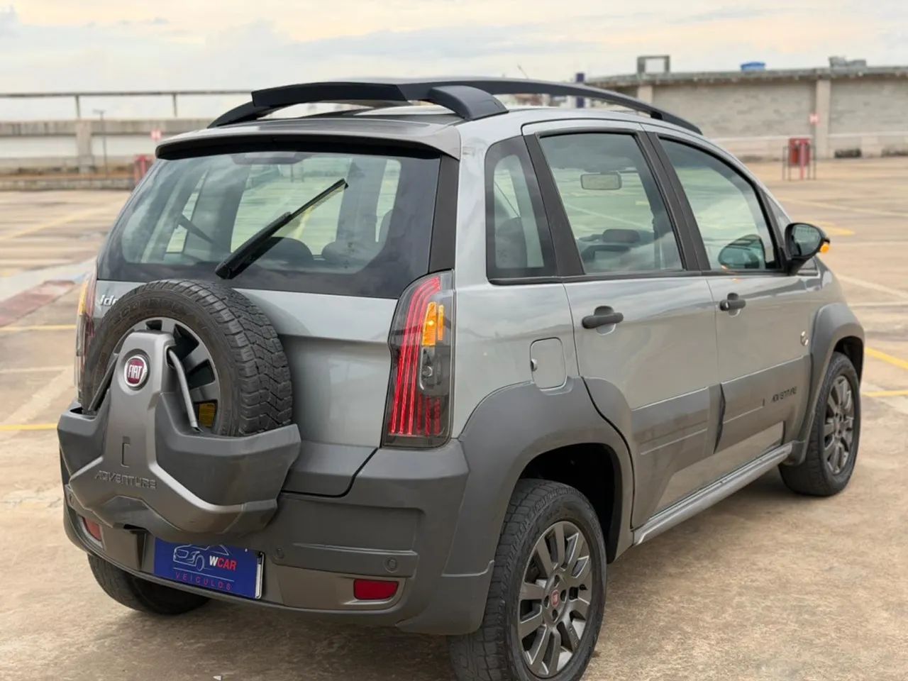 Fiat Idea Advent./ Adv.locker 1.8 MPI Flex 5P 2016 - Foto 4