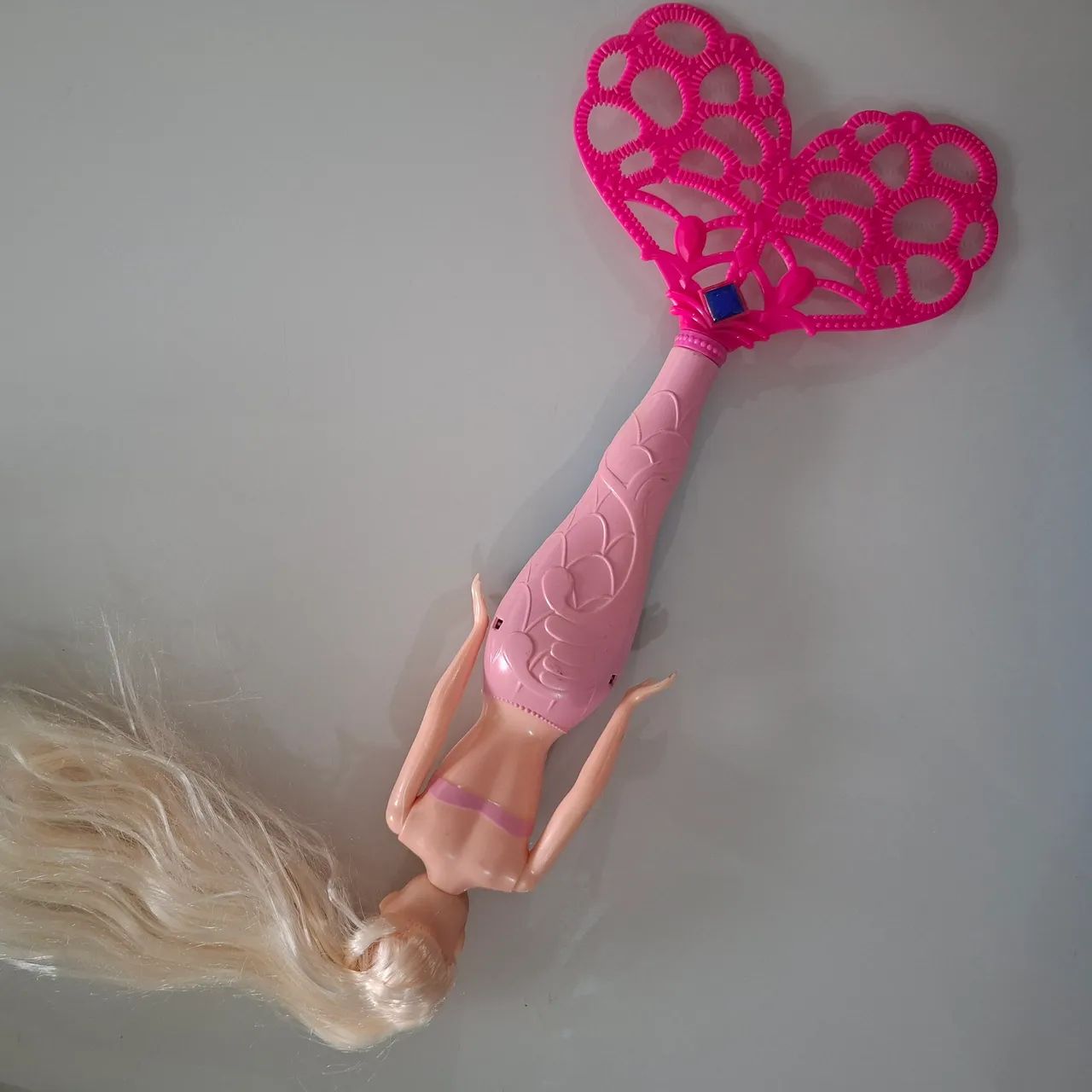 Boneca Sereia com Calda Articulada - Foto 5