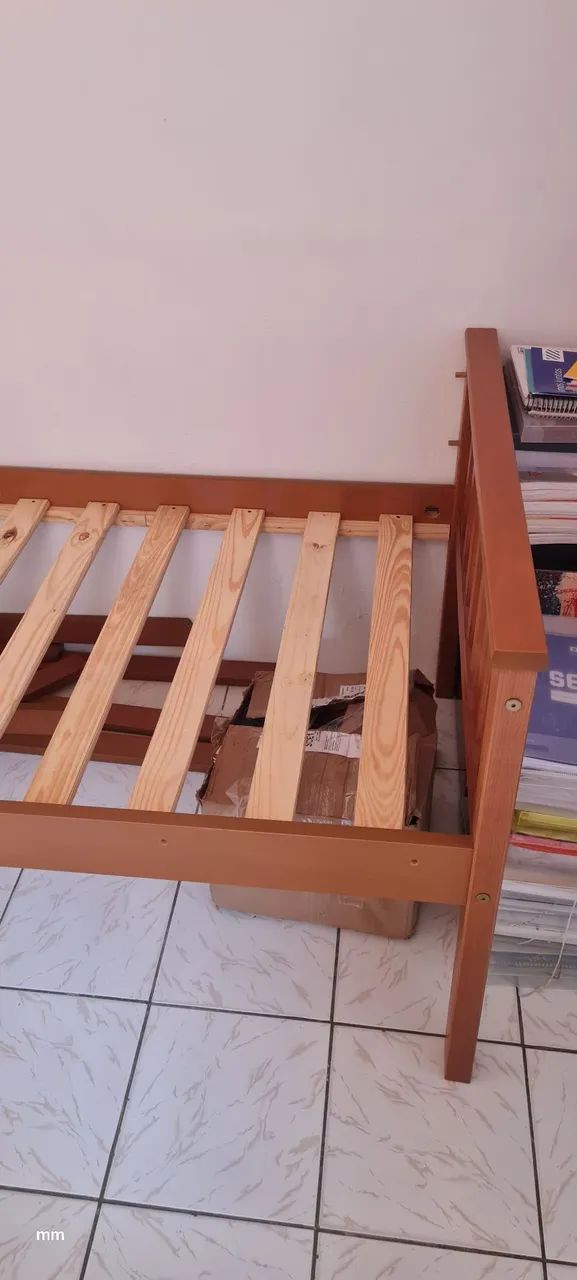 Cama de solteiro madeira maciça. - Foto 3