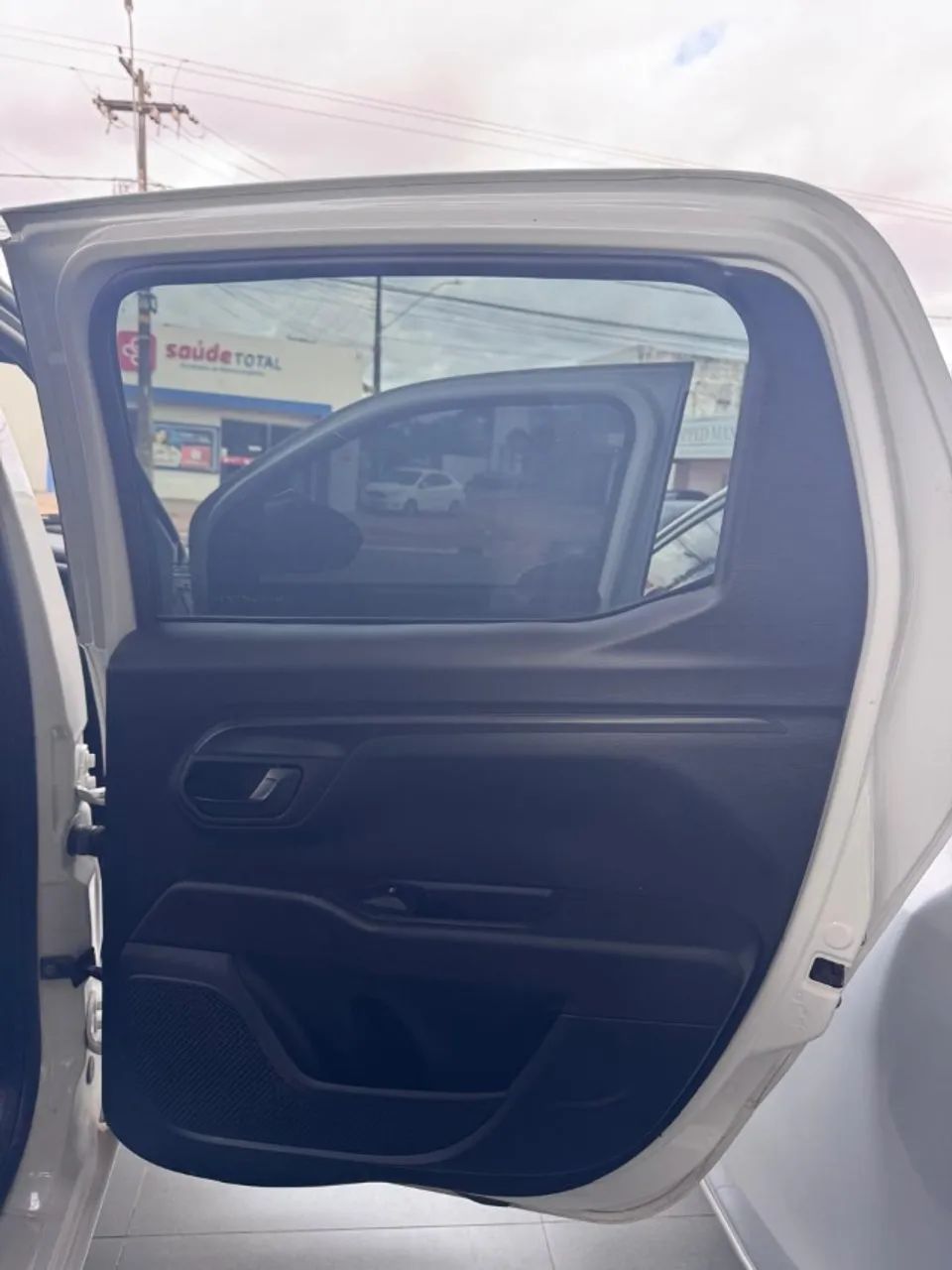 Fiat Strada Freedom 1.3 Flex 8V CD 2022 - Foto 4