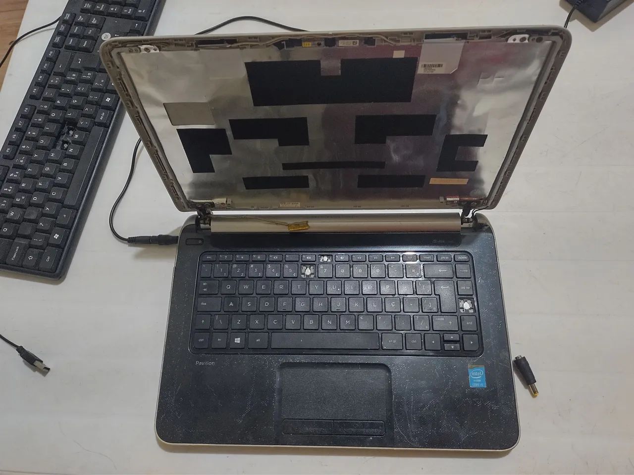 Notebook i5 funcionando peças