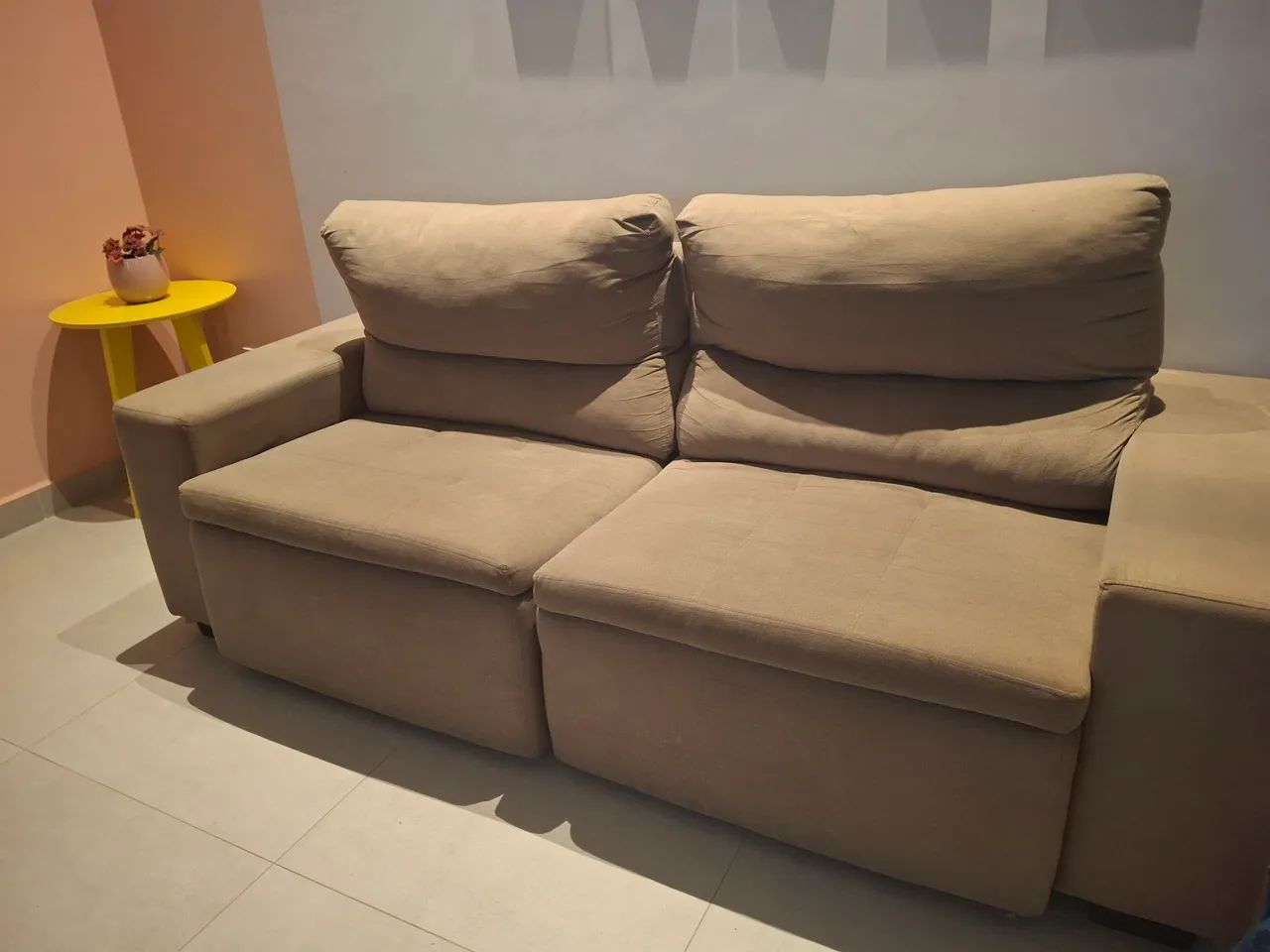 Sofá 2 lugares reclinavel