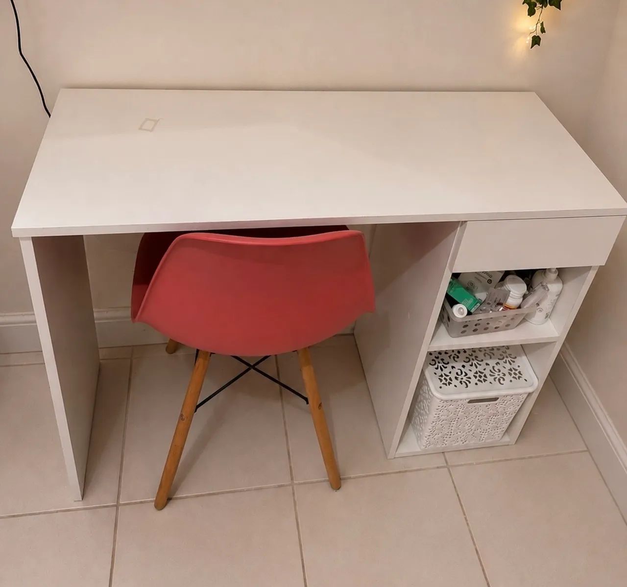 Escrivaninha 100% MDF