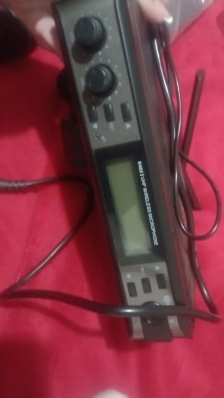 Microfone de karaokê com apenas 2 usos