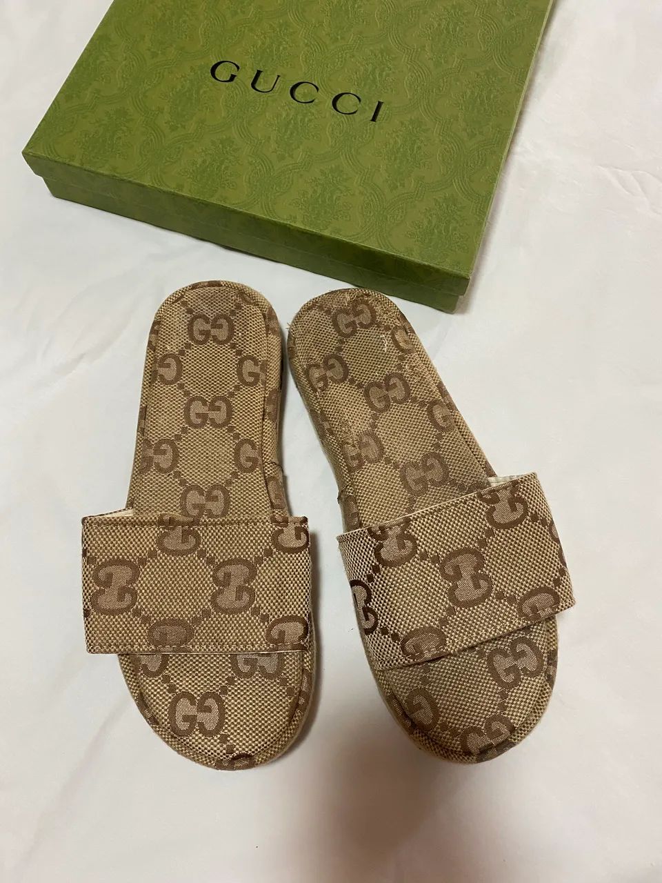 Sandália Gucci TAM 38