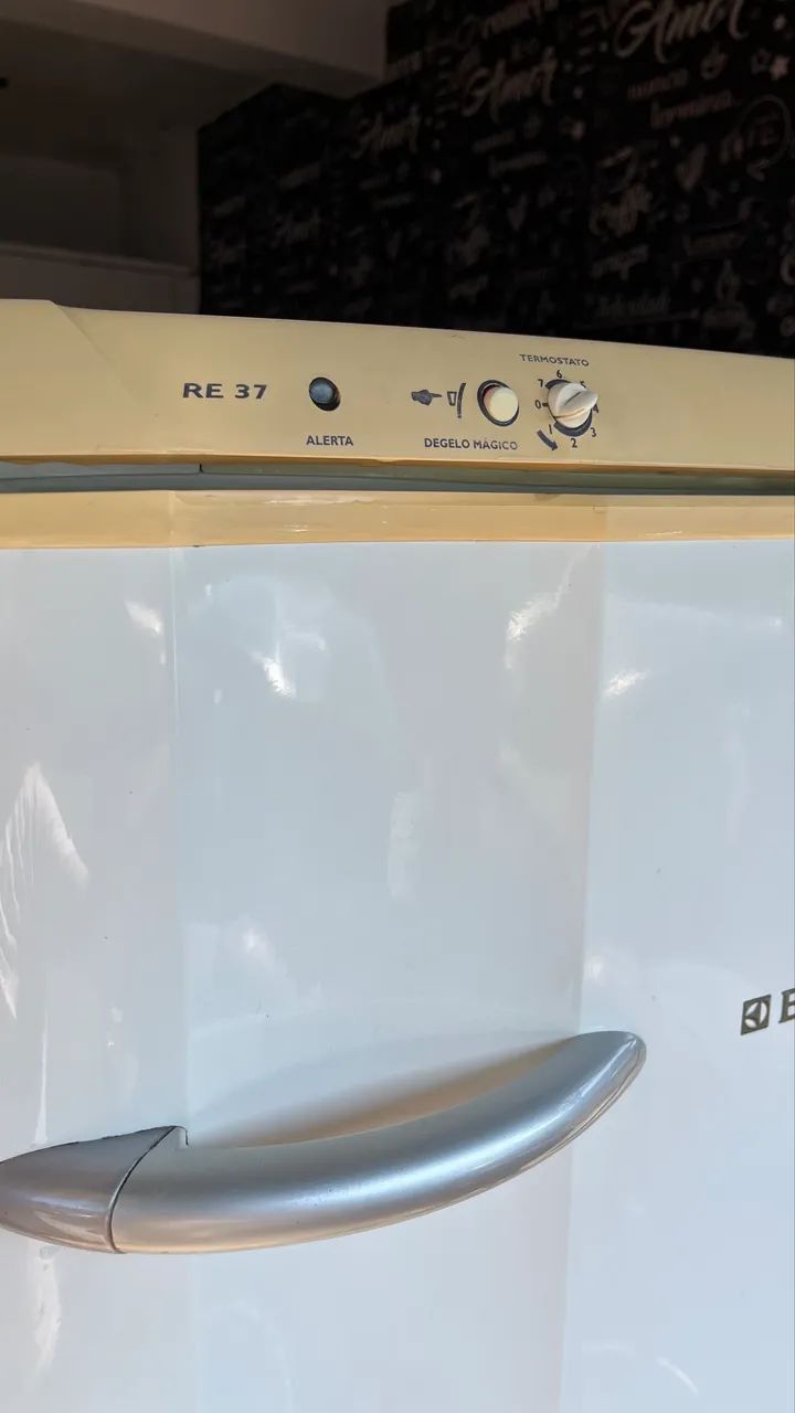 Geladeira Eletrolux re 37 - Foto 5