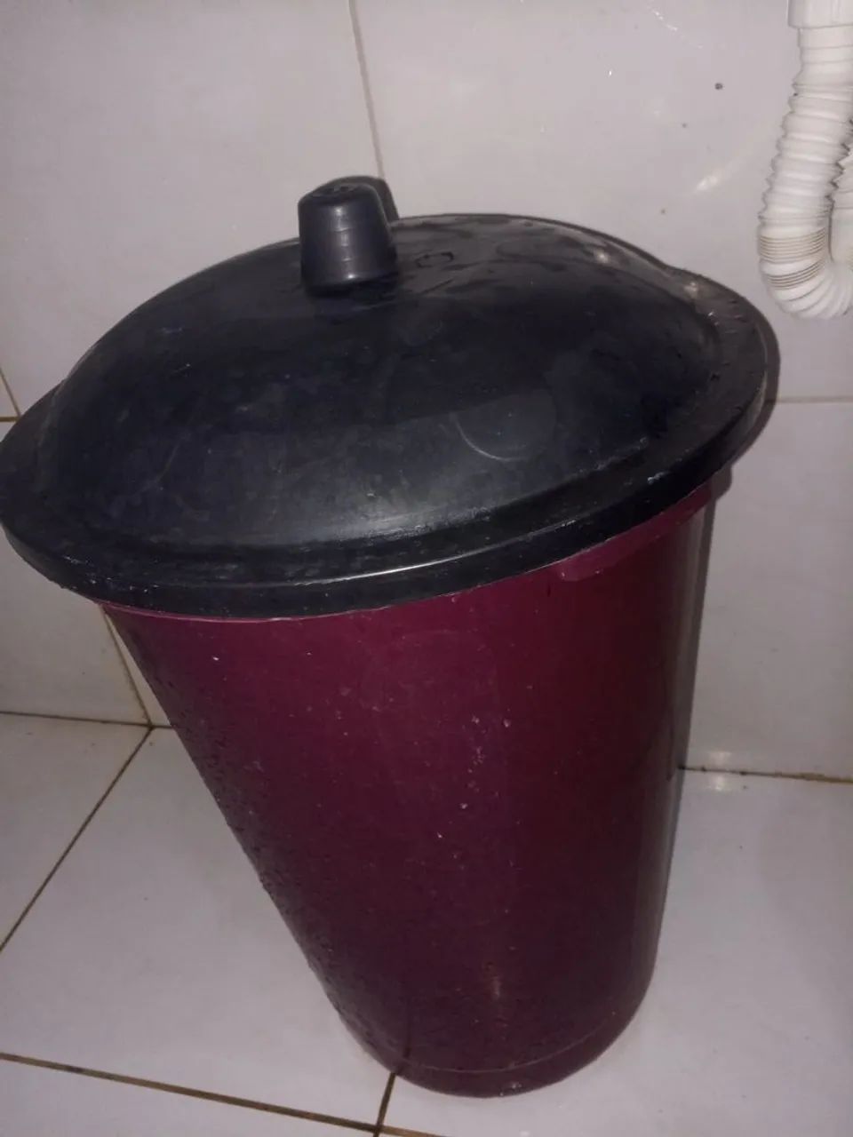 Balde grande 80 litros com tampa - Foto 2