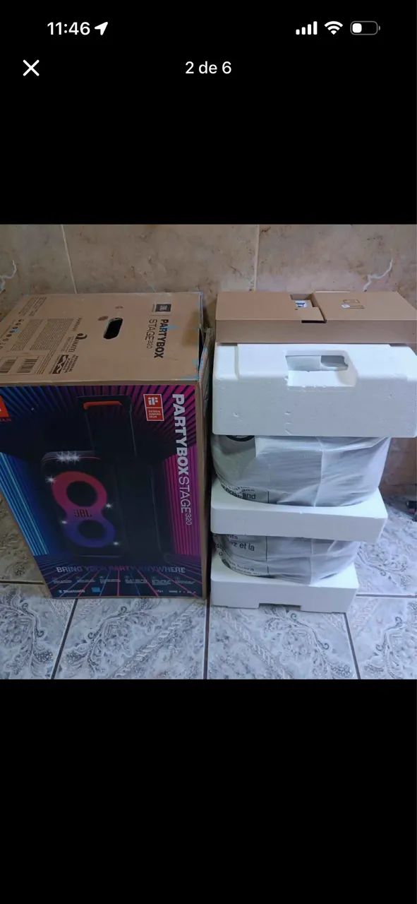 JBL PARTYBOX 320 na caixa 