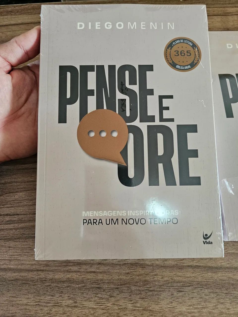 Livro Pense e Ore. Diego Menin