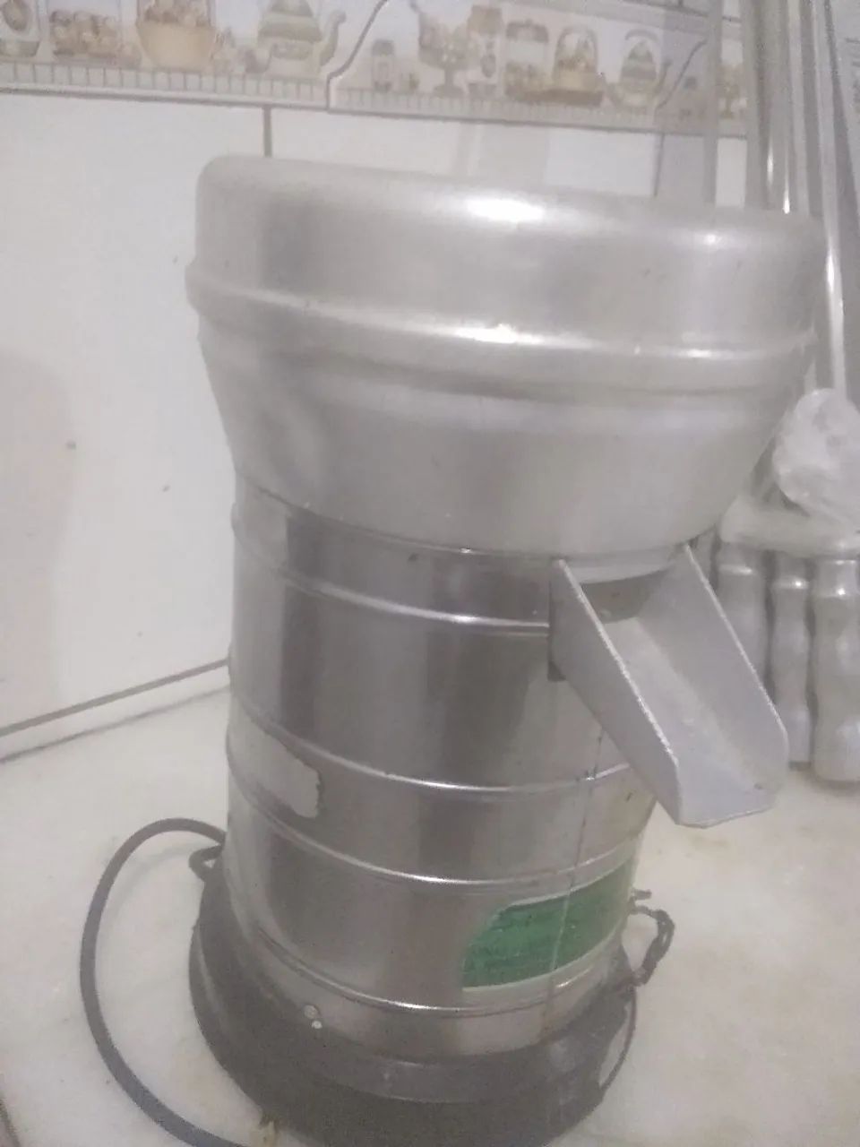 Espremedor de fruta industrial 