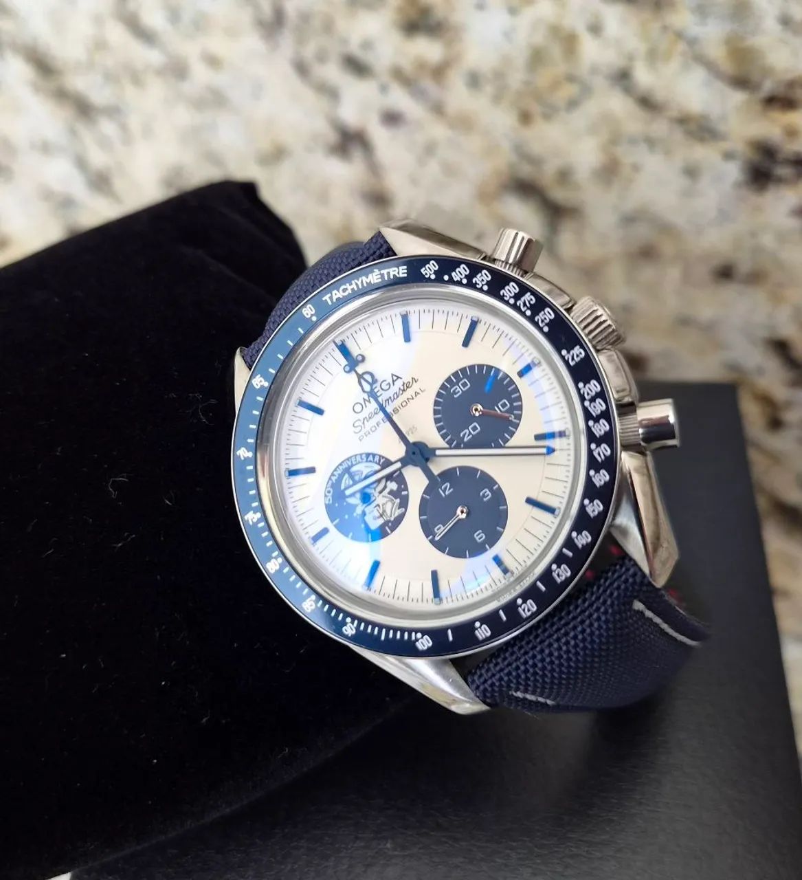 Relógio Omega Snoopy Quartzo 42mm Premium 