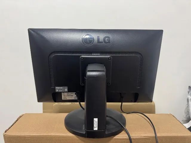 Monitor LG 22BN550Y - 21,5 polegadas - Foto 2