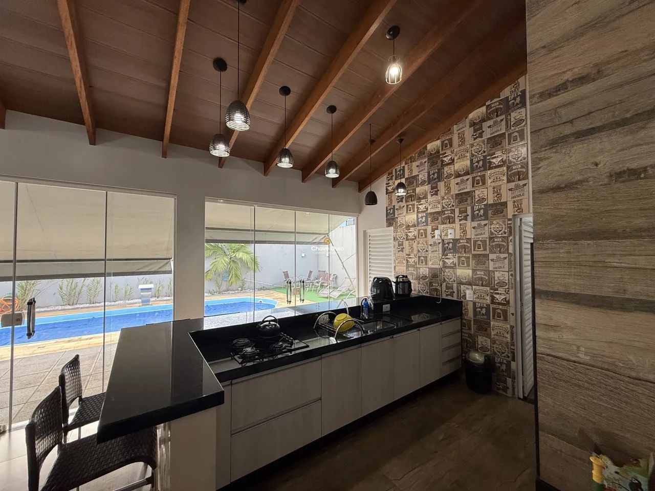 Casa Terrea com piscina e Edícula - Foto 5
