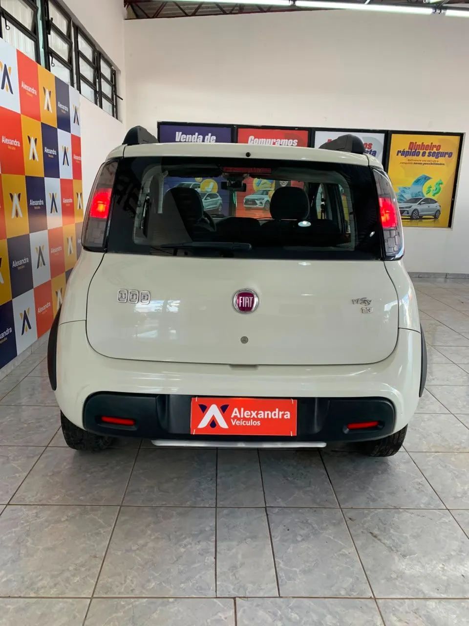 Fiat Uno WAY 1.3 Flex 8V 5P 2017 - Foto 3