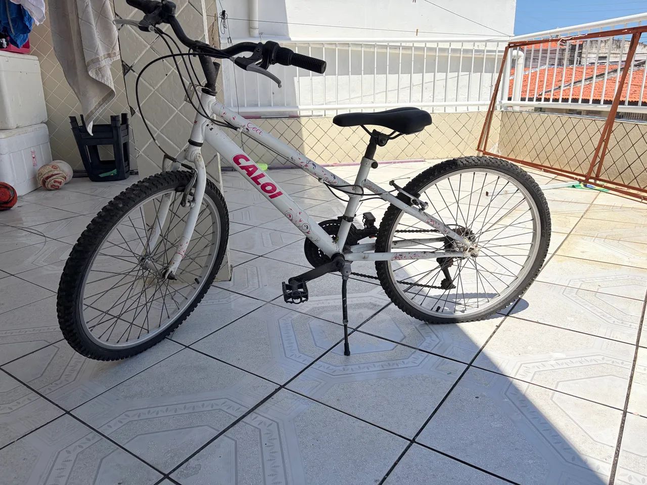 Bicicleta Caloi Cecília aro 24 - Foto 3