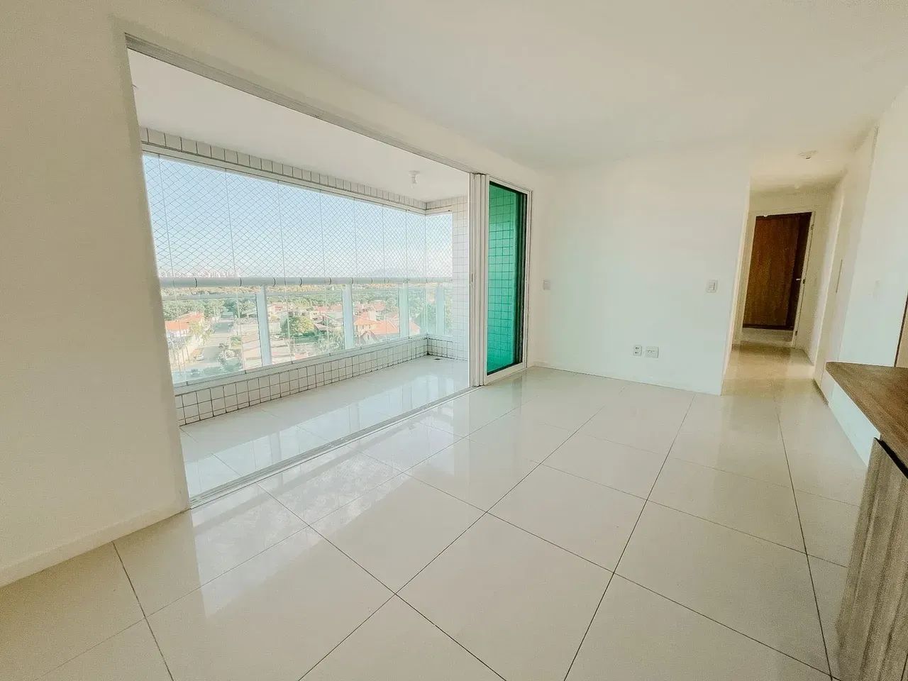 Imóvel para venda possui 76 metros quadrados com 3 quartos - Foto 2
