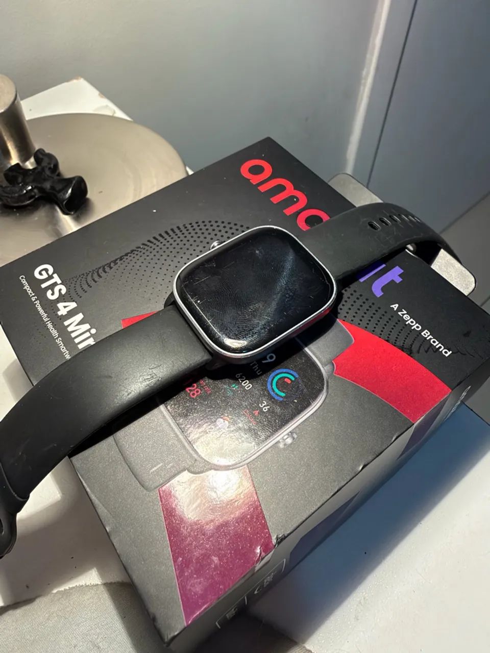 GTS 4 Mini Usado