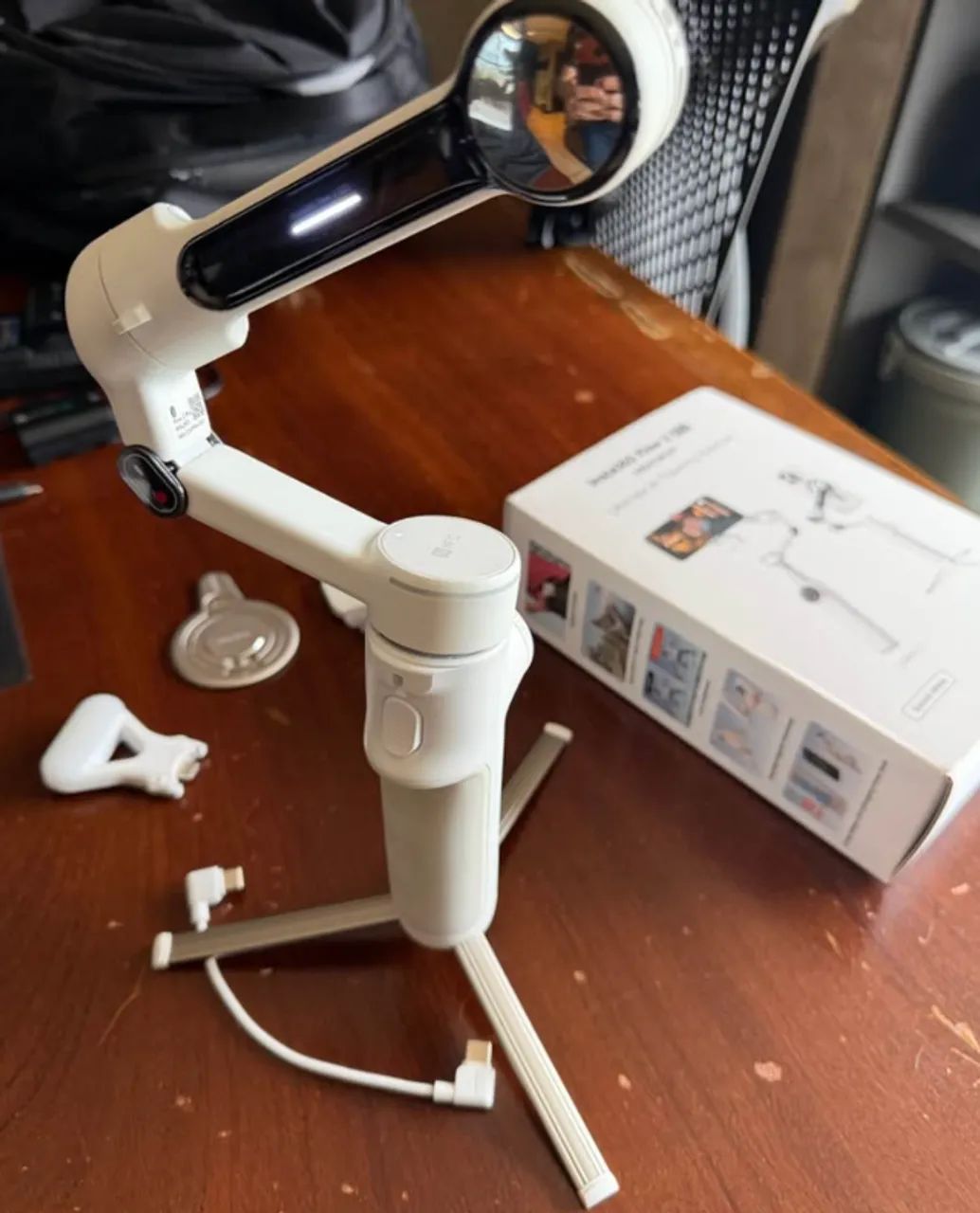Gimbal Insta360 Flow 2 Pro Creator Kit para celular - Foto 3
