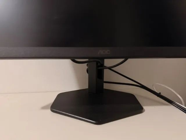Monitor AOC 24" 180Hz Full HD - Foto 3