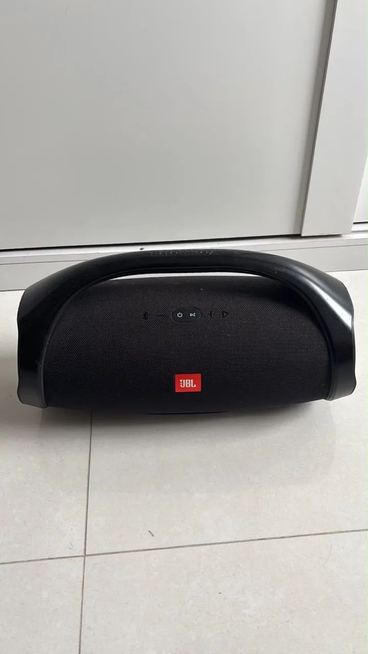 Jbl boombox 