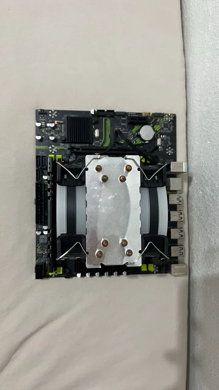 Placa mãe pr9 + xeon 2680 v4 + cooler + 8gb memória ram - Foto 3