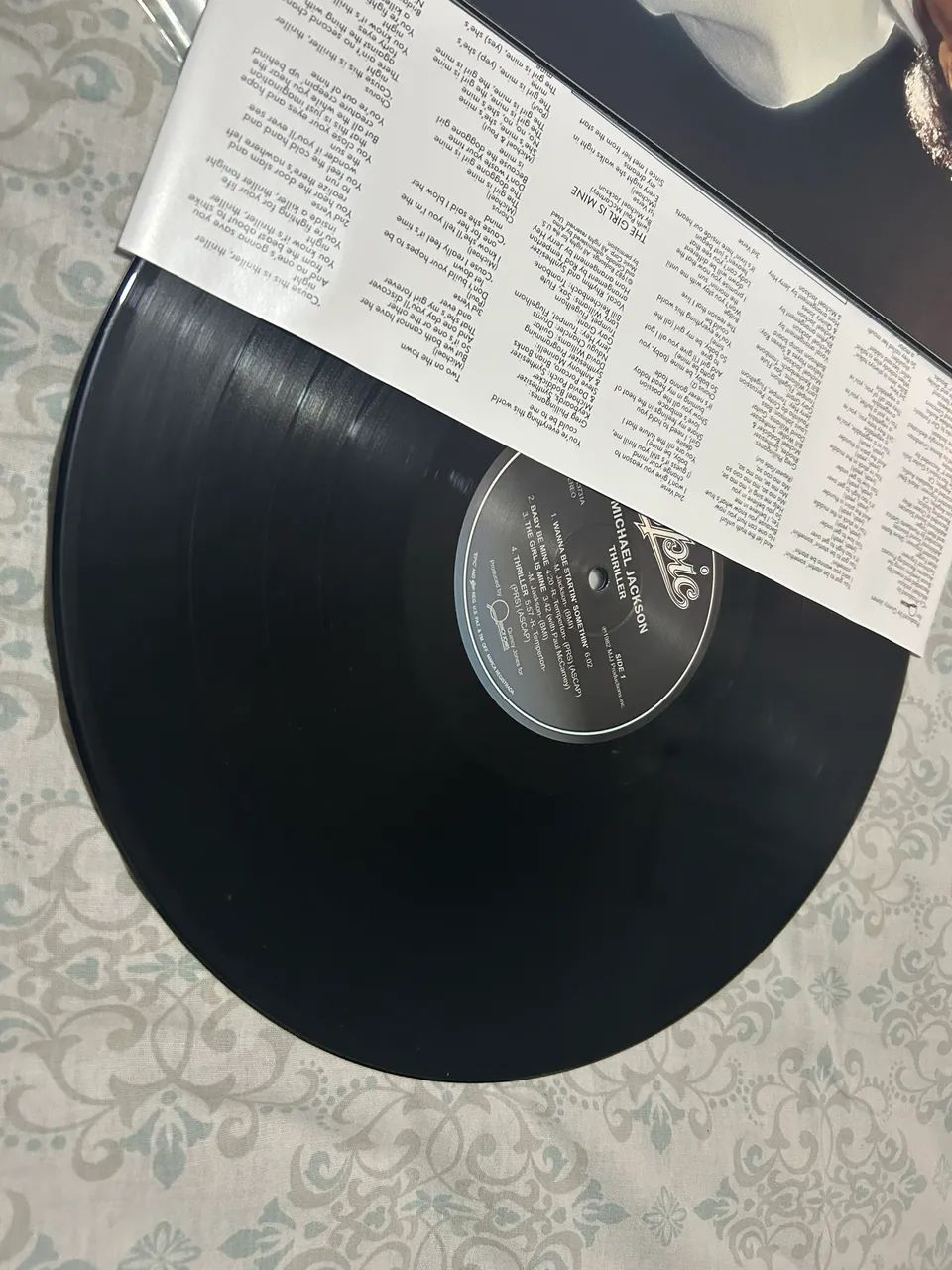 LP Michael Jackson Thriller - Nova versão  - Foto 3