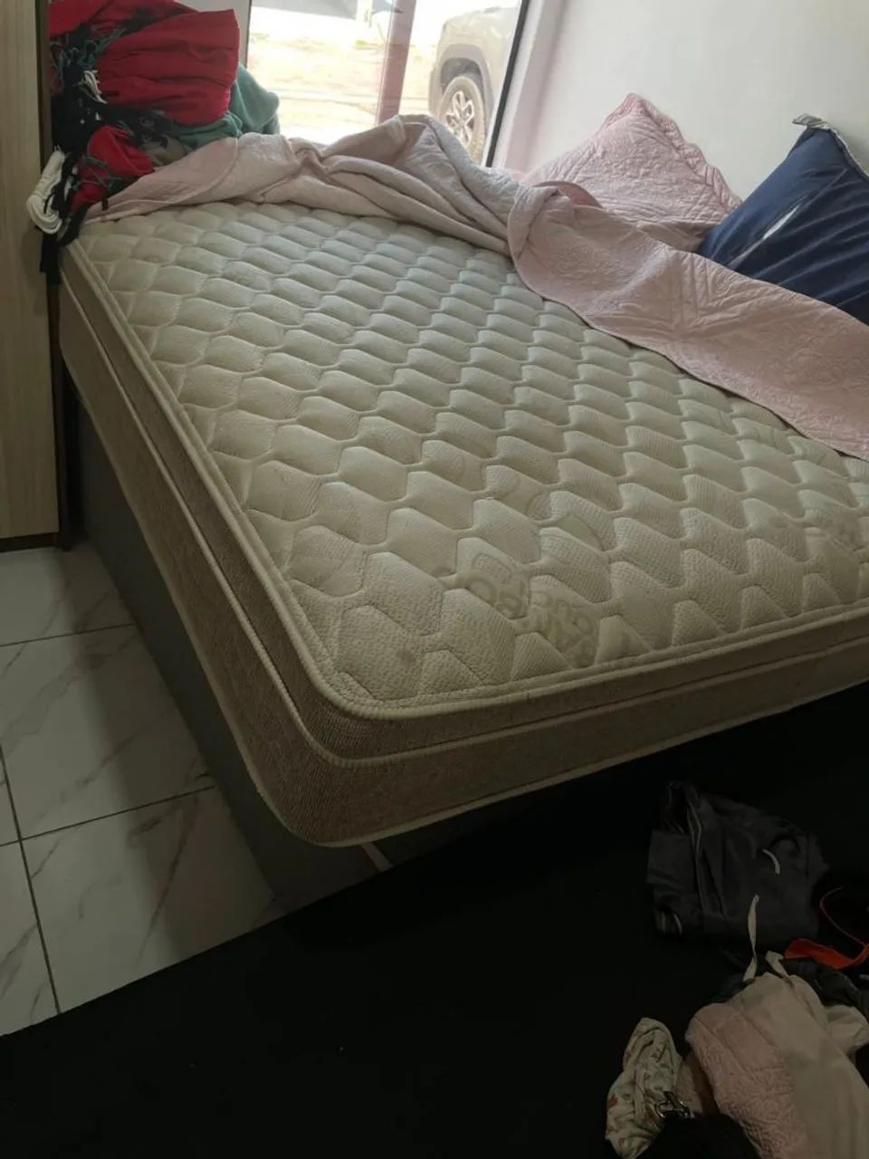 Vendo cama box queen - Foto 2