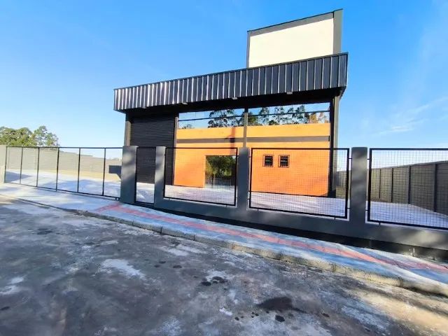 Pavilhão NOVO 350m² com acabamento premium próximo da BR101 ACEITA parcelamento direto  - Foto 2
