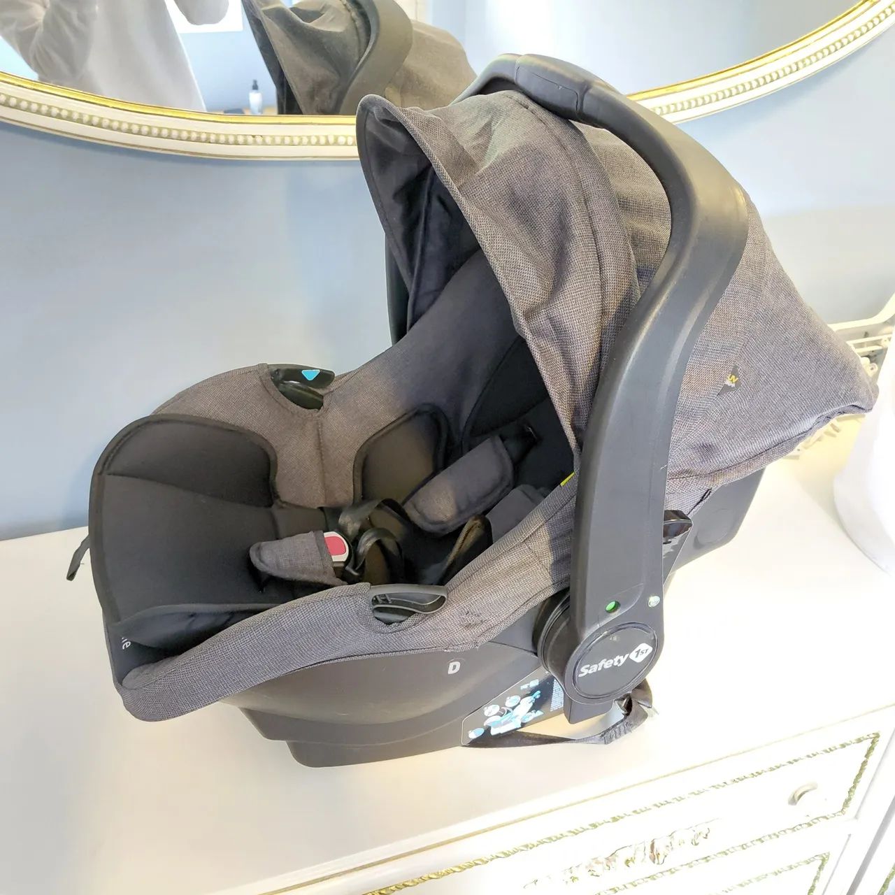 Bebê conforto Safety First com Base