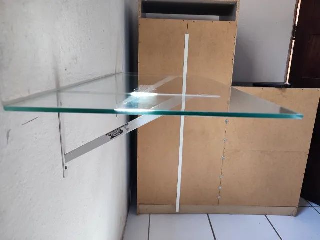 Mesa para parede em vidro  - Foto 4