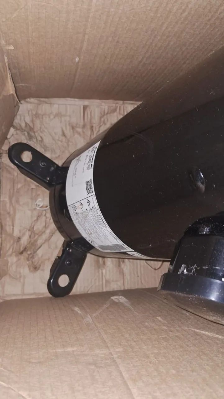 Compressor de ar condicionado  - Foto 3