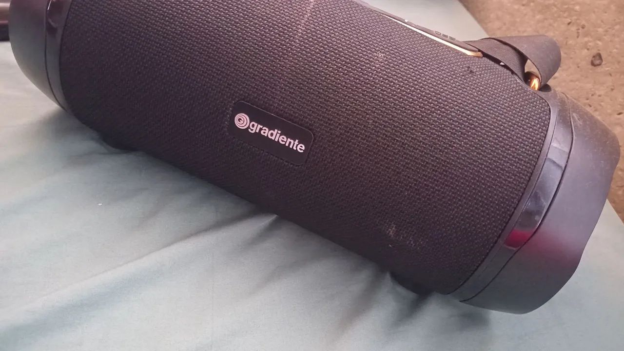 Vendo essa caixa de som 