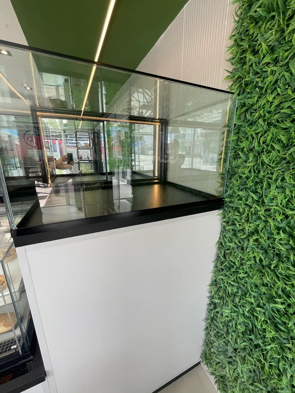 Vitrine para doces ou salgados com led  - Foto 3