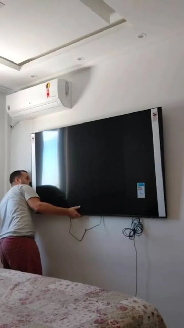 Vende tv philips 66 polegadas 3 meses de uso